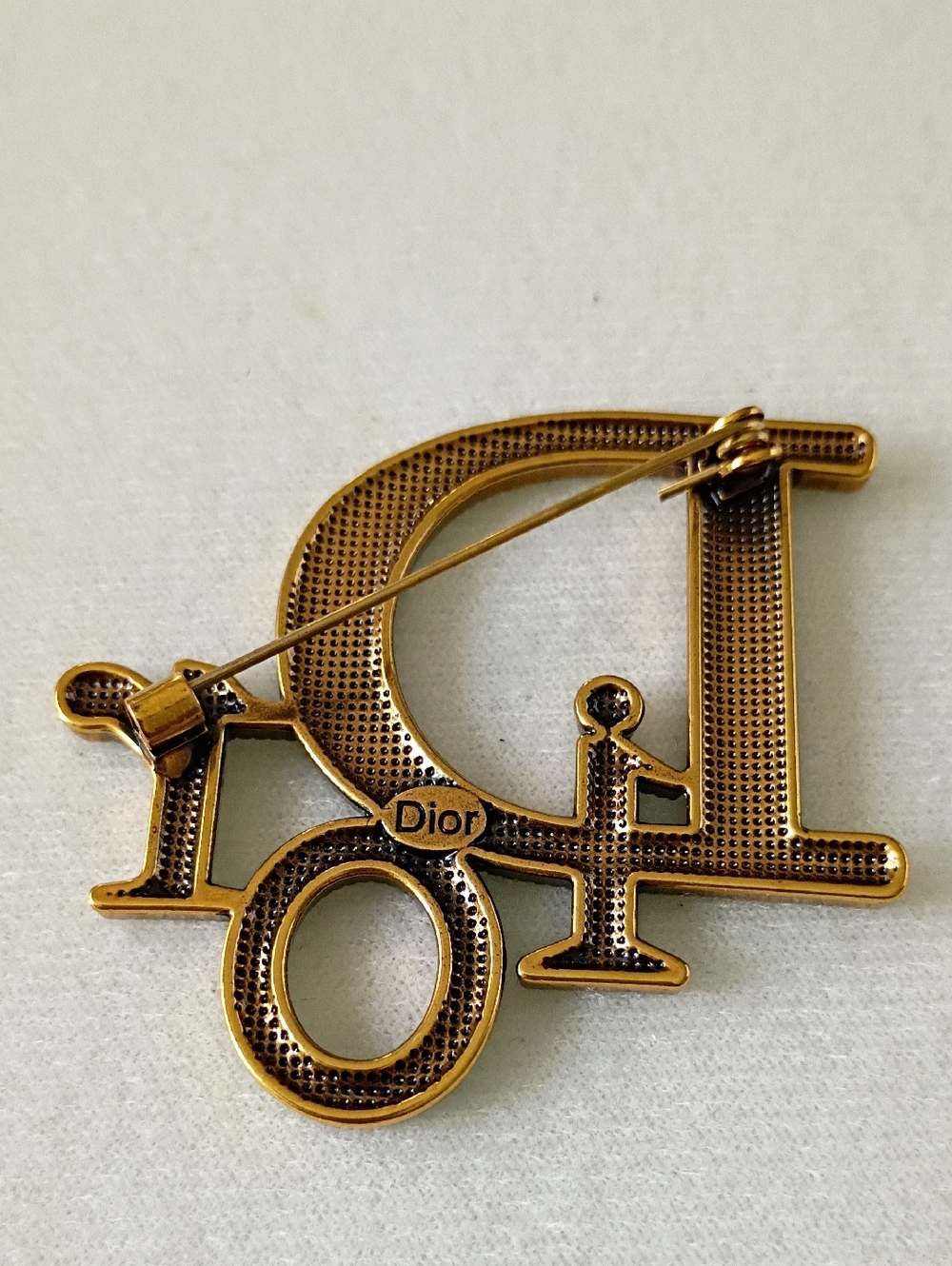 New Gold and Black Script Pin - Picture 2 of 3